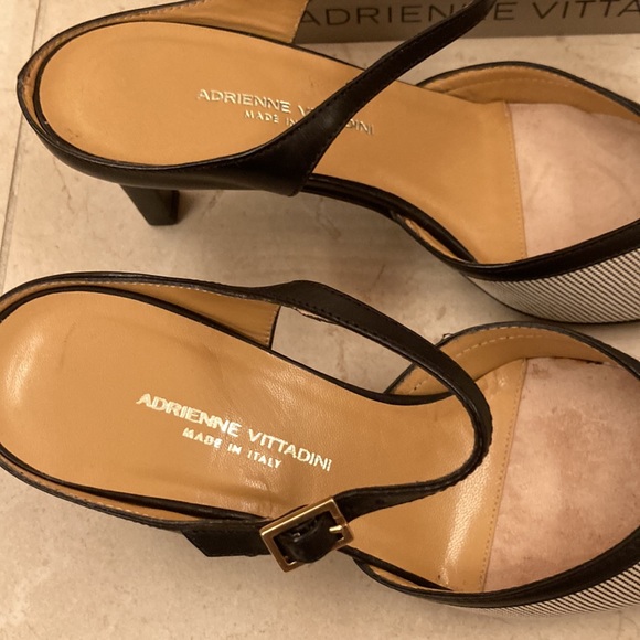 Adrienne Vittadini NIB Black and Linen Slides - Size 6 - Picture 3 of 8